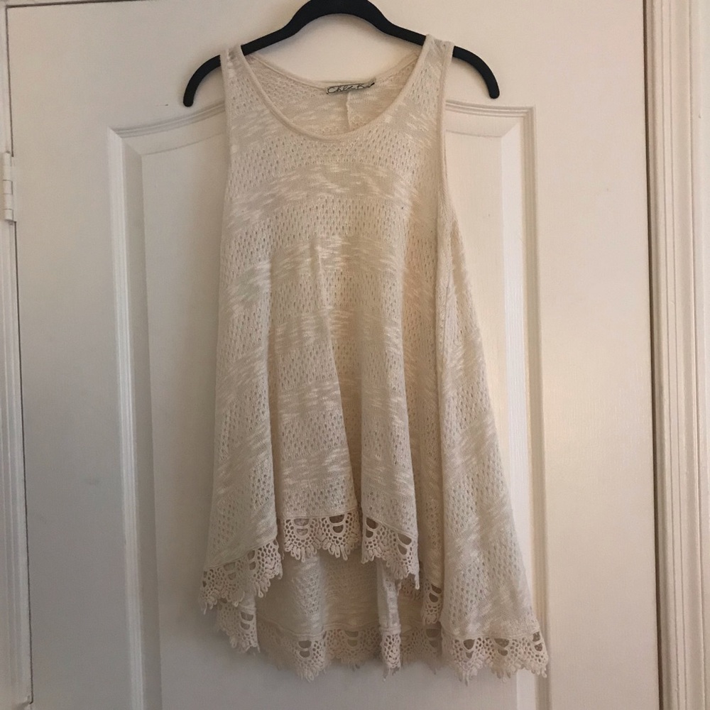 Chloe K Nordstrom woven tank top w lace trim